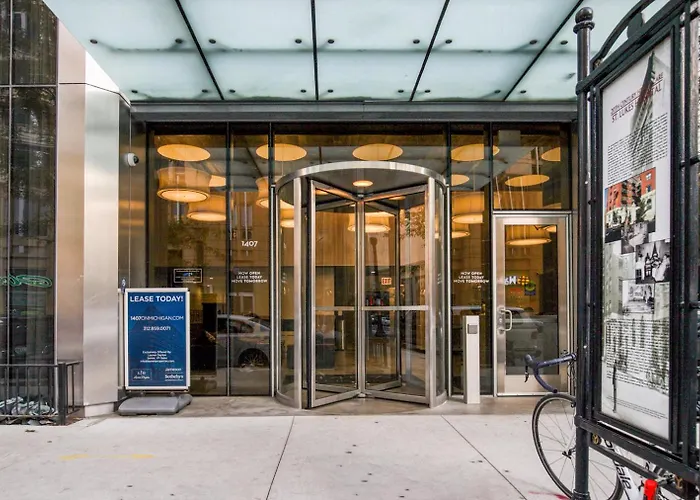 Апартаменты S Loop W Lounge Pool Gym Nr Grant Park Chi-761 *